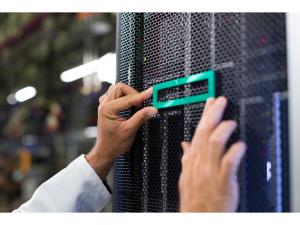 HPE DL580 Gen10 Premium 6SFF and 2 NVMe or 8SFF Bay Kit